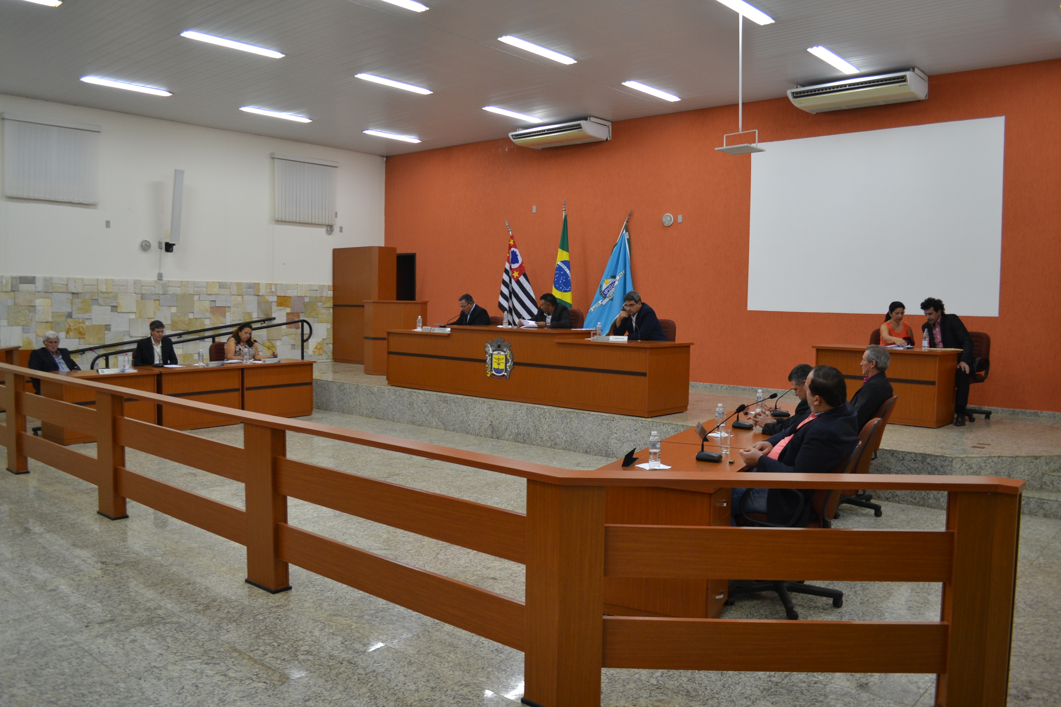 Resumo da 18ª sessão extraordinária da Câmara Municipal de Ipiguá