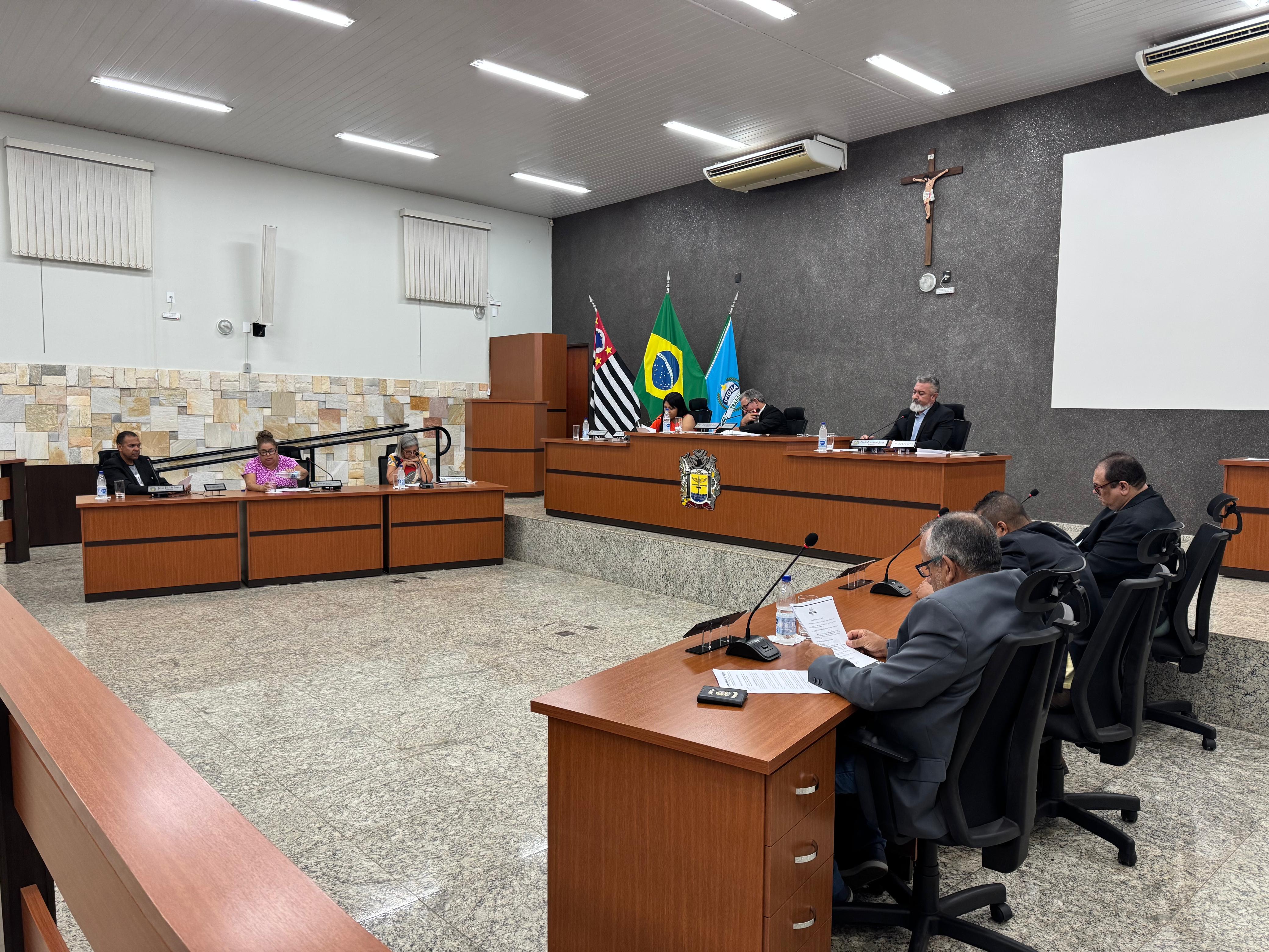Vereadores de Ipiguá aprovam projetos e indicações na 5ª Sessão Ordinária de 2025